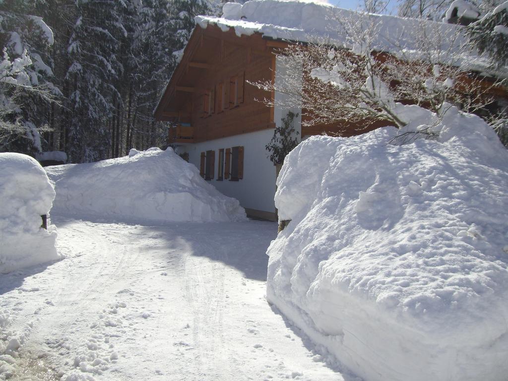 Ferienwohnung Am Roemerweg Wald Інцель Екстер'єр фото