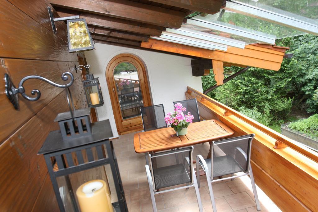Ferienwohnung Am Roemerweg Wald Інцель Екстер'єр фото